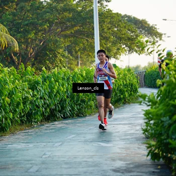 Runner Photo 6093105