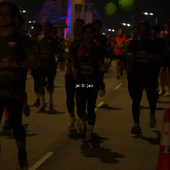Runner Photo 6093142