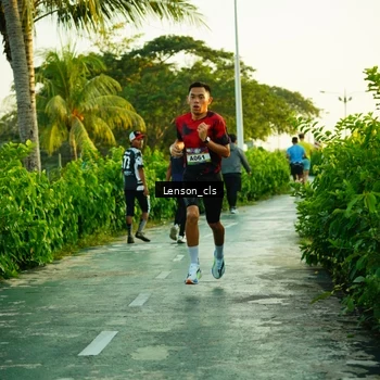 Runner Photo 6093152