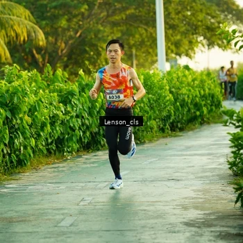 Runner Photo 6093153