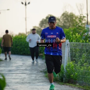 Runner Photo 6093196