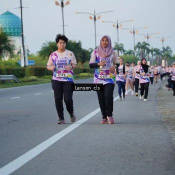 Runner Photo 6093430
