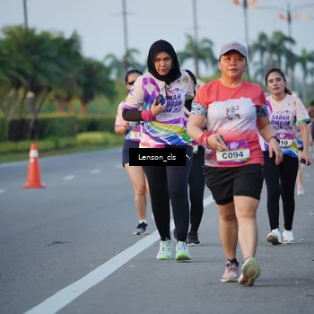 Runner Photo 6093436
