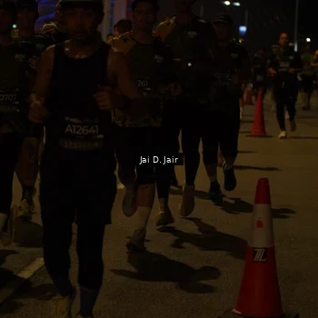 Runner Photo 6093819