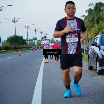 Runner Photo 6093865