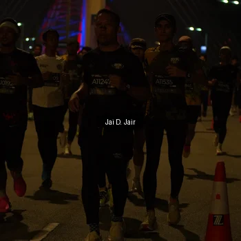 Runner Photo 6093899