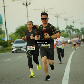 Runner Photo 6093985