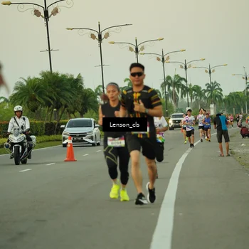 Runner Photo 6093986