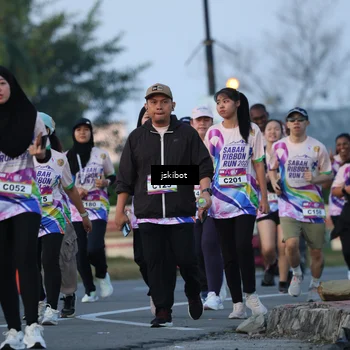 Runner Photo 6094025