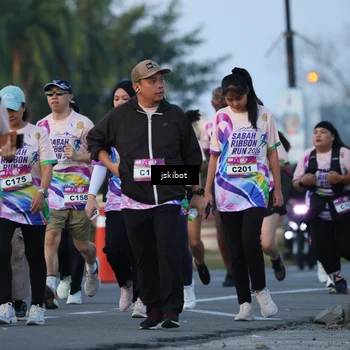 Runner Photo 6094039
