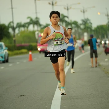 Runner Photo 6094062