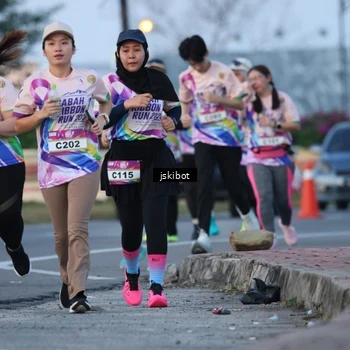 Runner Photo 6094090