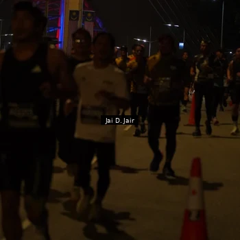 Runner Photo 6094107
