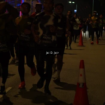Runner Photo 6094157