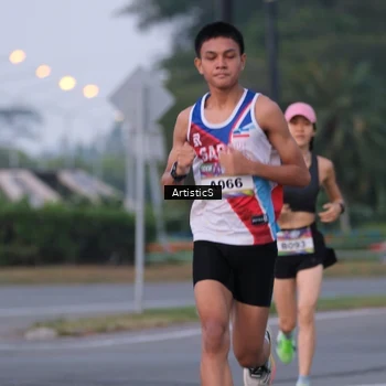 Runner Photo 6094175