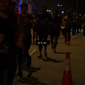 Runner Photo 6094200