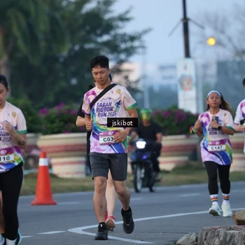 Runner Photo 6094222