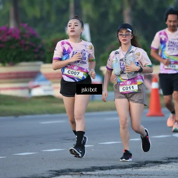 Runner Photo 6094233