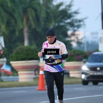 Runner Photo 6094240