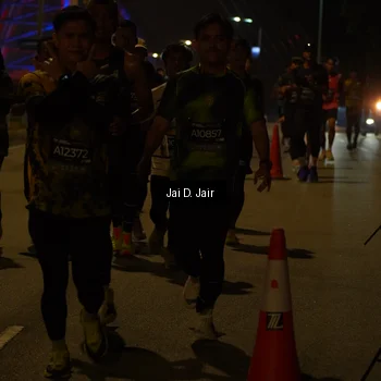 Runner Photo 6094336
