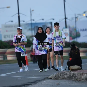 Runner Photo 6094347