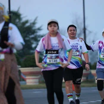 Runner Photo 6094374