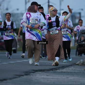 Runner Photo 6094406