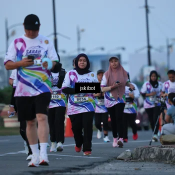 Runner Photo 6094434