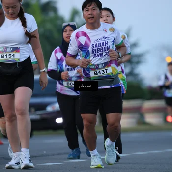 Runner Photo 6094453