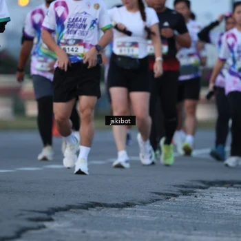 Runner Photo 6094478