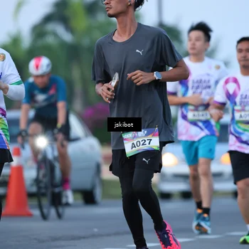 Runner Photo 6094658