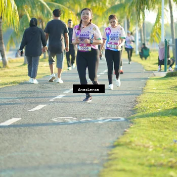 Runner Photo 6094812