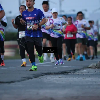 Runner Photo 6094863