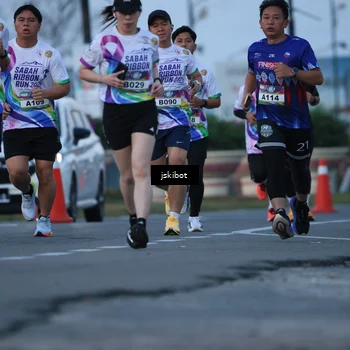 Runner Photo 6094895