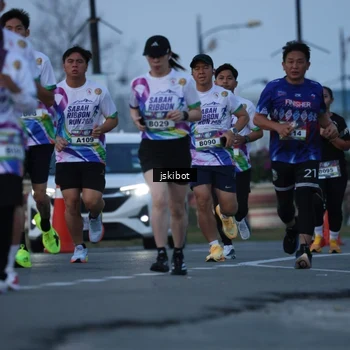 Runner Photo 6094905