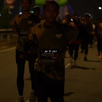 Runner Photo 6094920