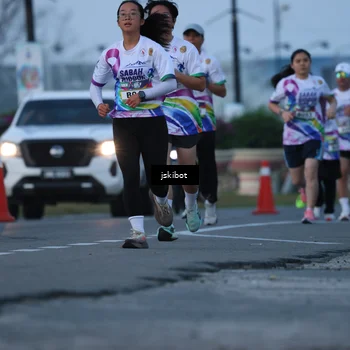 Runner Photo 6094929
