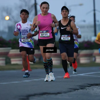 Runner Photo 6094999