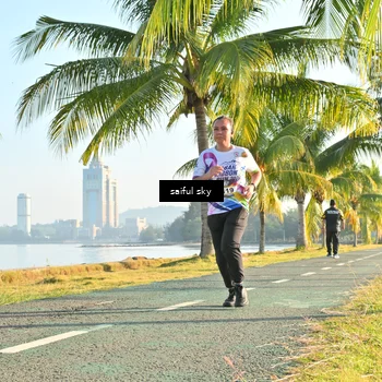 Runner Photo 6095023