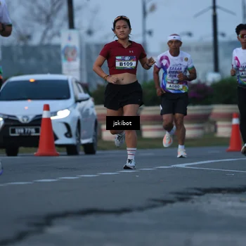 Runner Photo 6095040