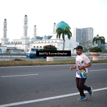 Runner Photo 6095044