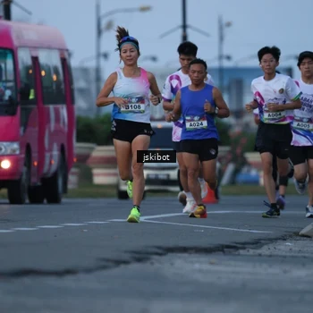 Runner Photo 6095071