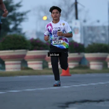 Runner Photo 6095093