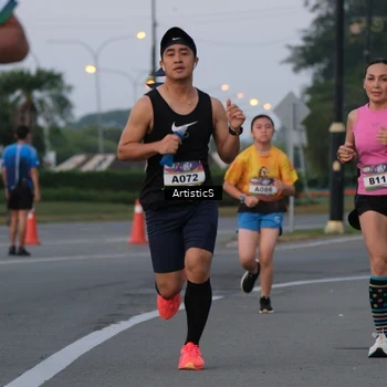 Runner Photo 6095110