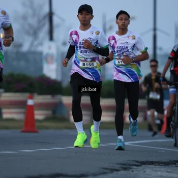 Runner Photo 6095152