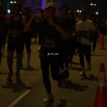Runner Photo 6095258