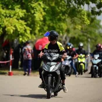 Runner Photo 6095445