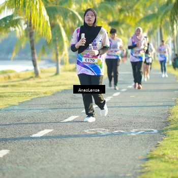 Runner Photo 6095753