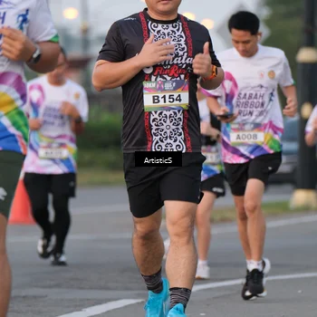 Runner Photo 6095853