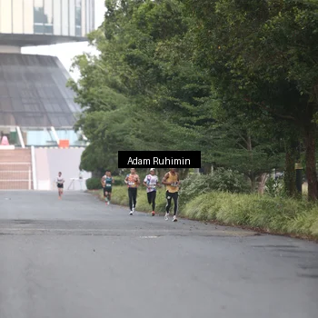 Runner Photo 6095924